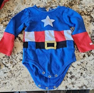 Caption marvel onsie 12m